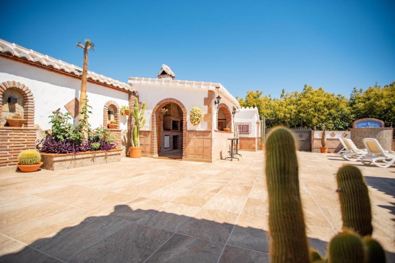 Casa Rural En Nerja Villa Ruisol By Centrall Alquileres Turisticos Kültér fotó