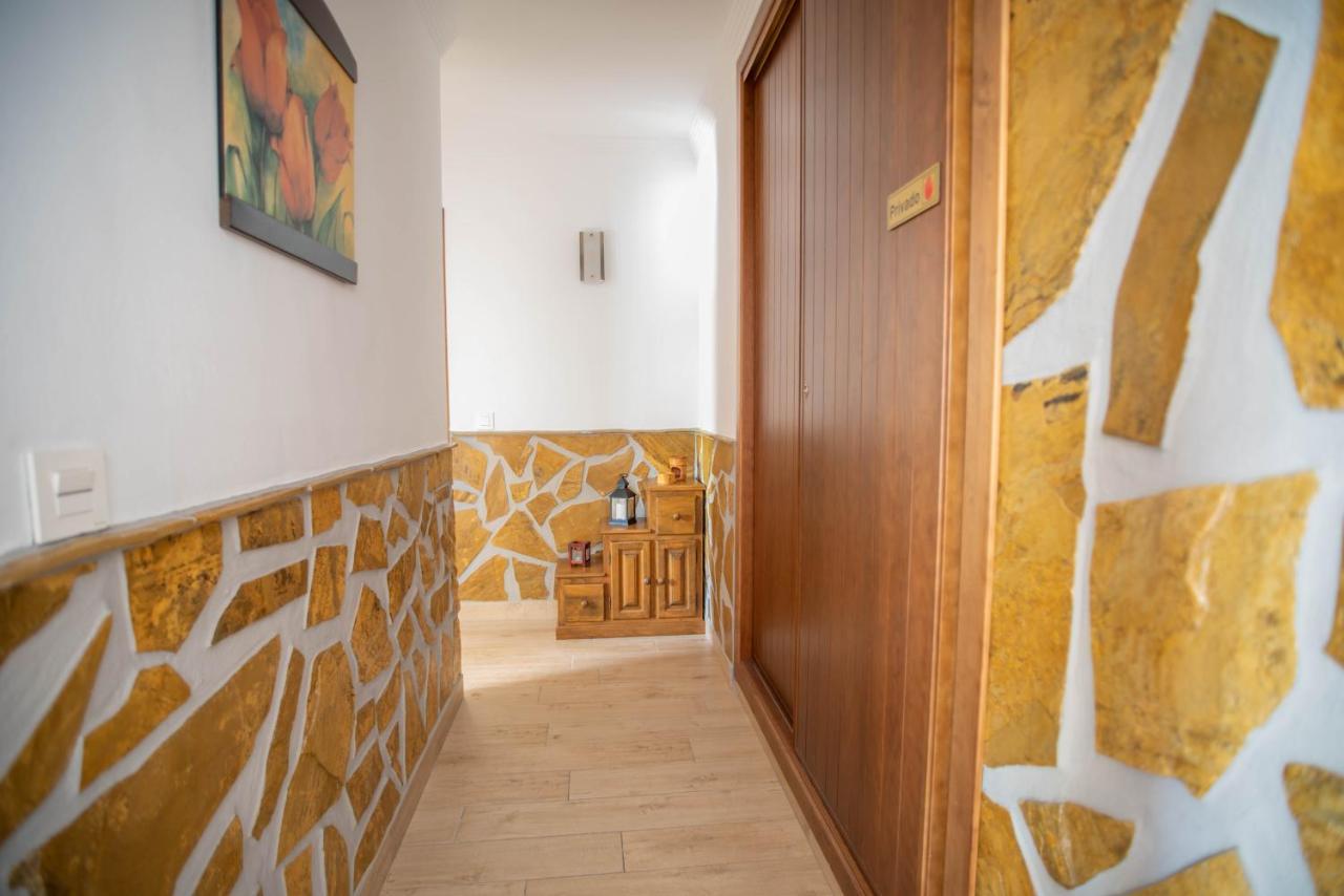 Casa Rural En Nerja Villa Ruisol By Centrall Alquileres Turisticos Kültér fotó