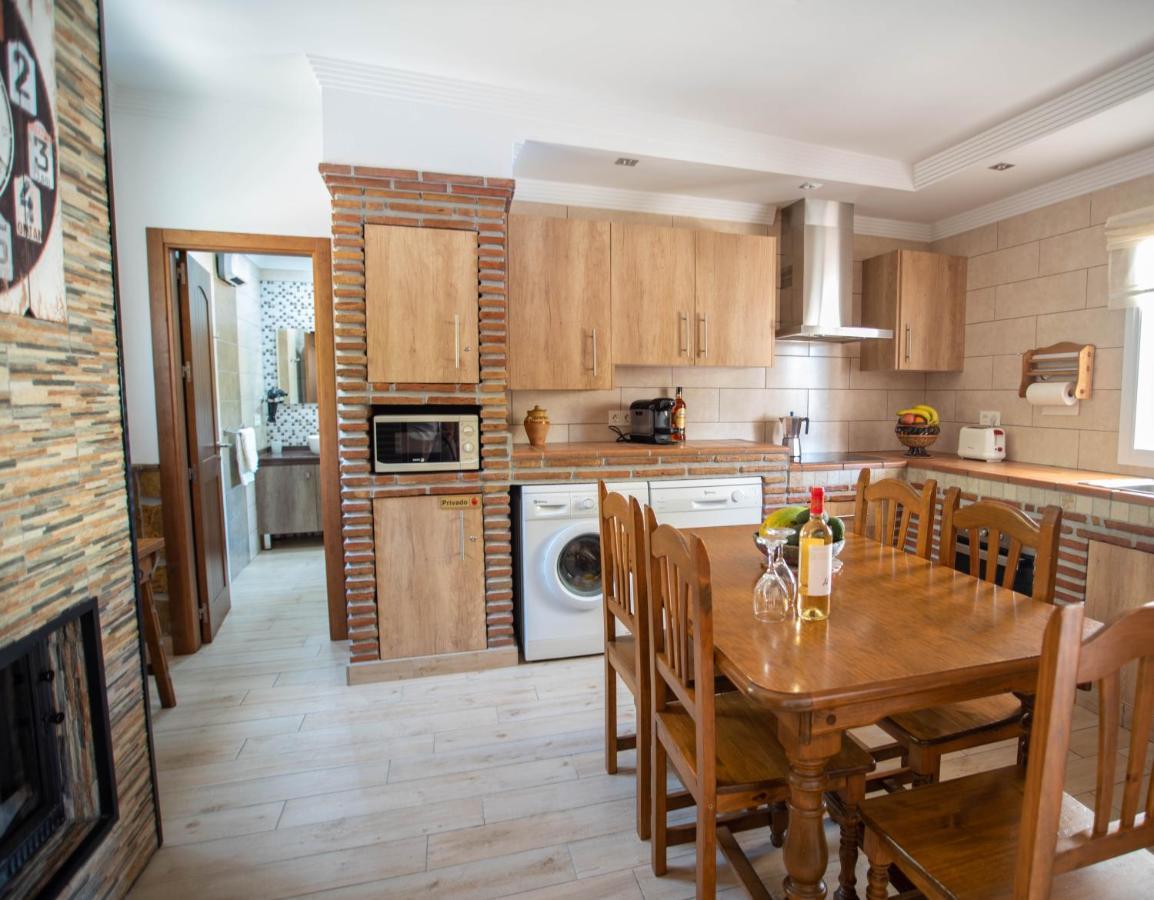 Casa Rural En Nerja Villa Ruisol By Centrall Alquileres Turisticos Kültér fotó