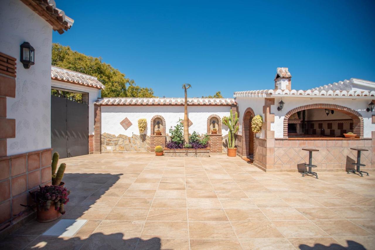 Casa Rural En Nerja Villa Ruisol By Centrall Alquileres Turisticos Kültér fotó